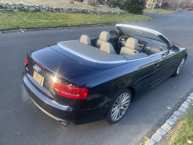 Photo of 2010 Blue Audi A5